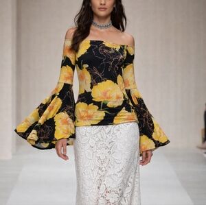 We The Free Romantic Poppy Floral Off The Shoulder Oversized Bell-Sleeve Blouse